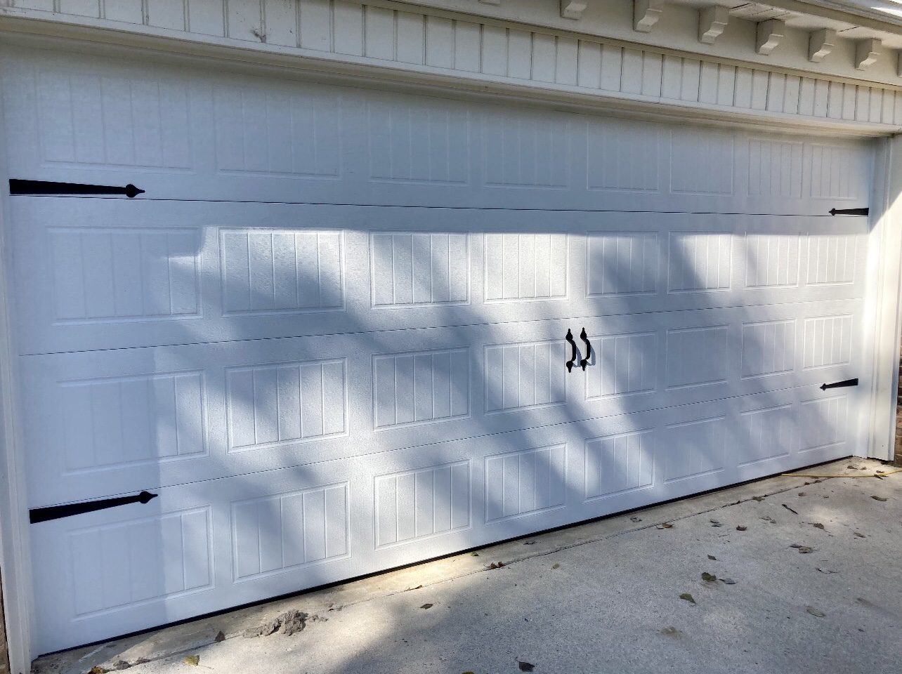 In-Stock Traditional Steel Overhead Door Company of Huntsville™